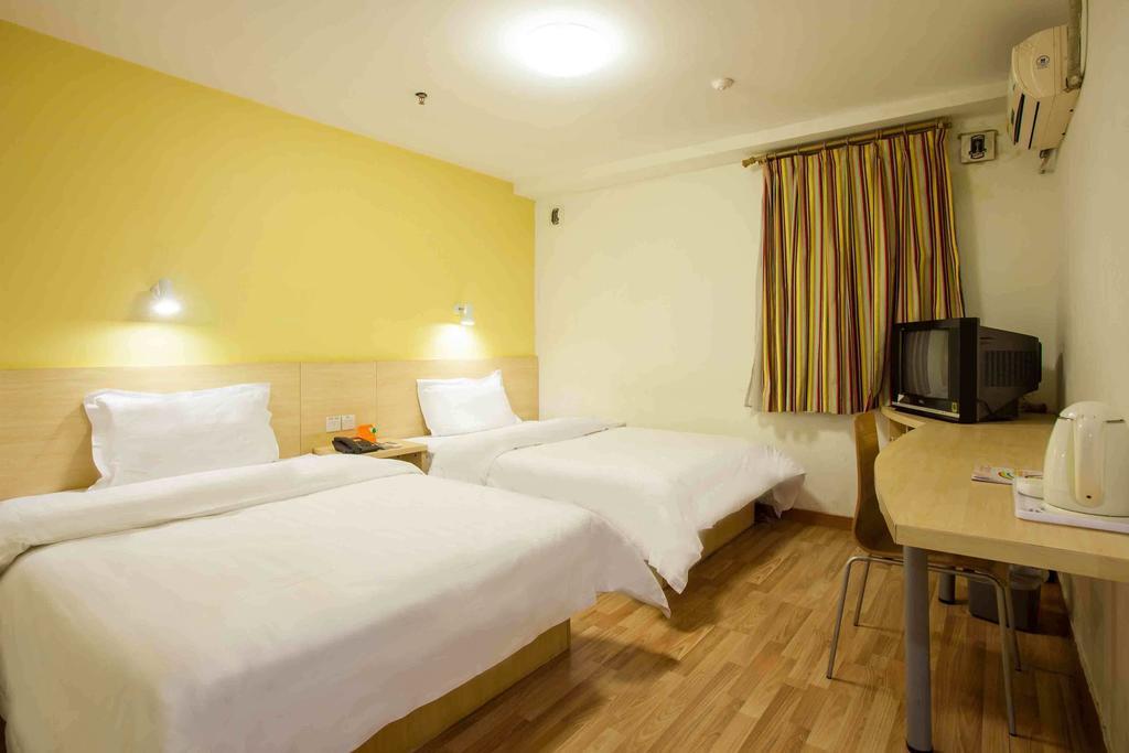 7Days Inn Guangzhou Gangding Longkou XI Road Kuangcsou Szoba fotó