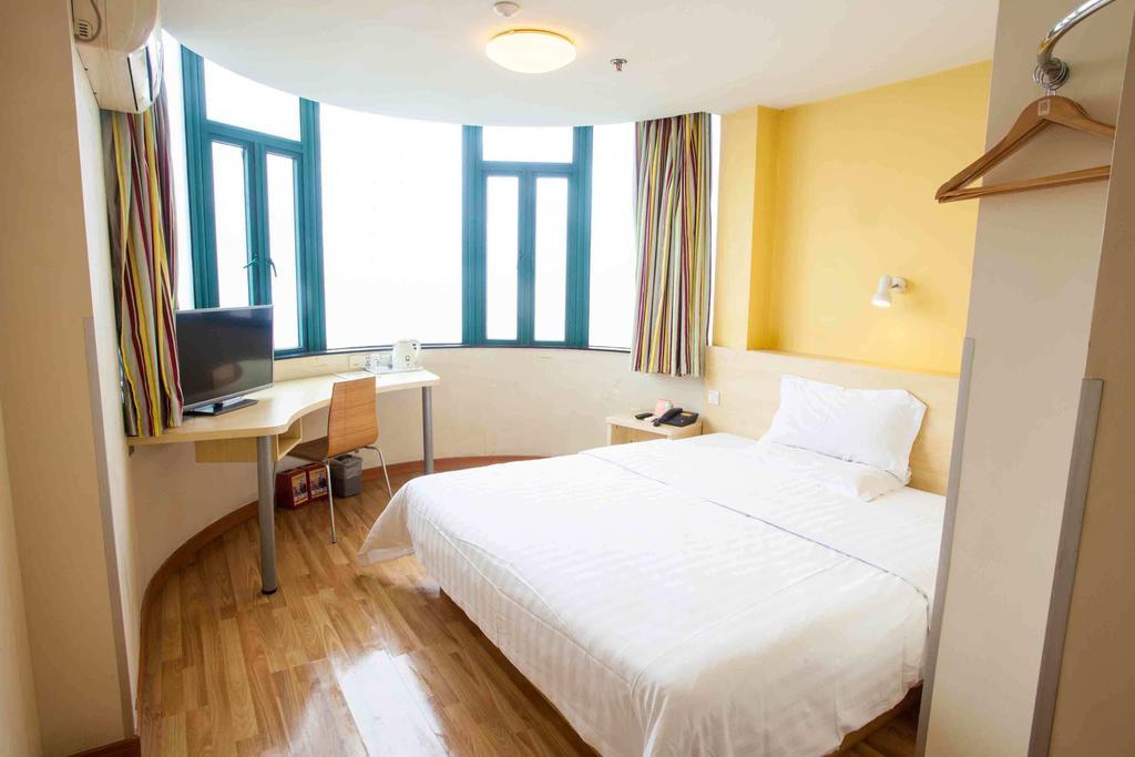 7Days Inn Guangzhou Gangding Longkou XI Road Kuangcsou Szoba fotó