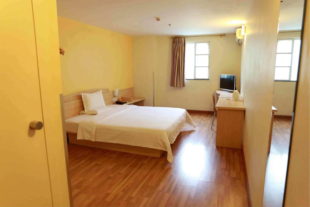 7Days Inn Guangzhou Gangding Longkou XI Road Kuangcsou Szoba fotó